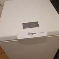 congelatore a pozzetto WHIRPOOL