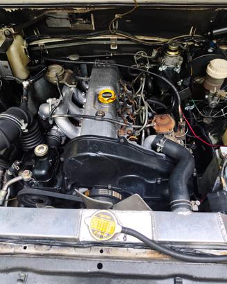 motore 2.5td 4D56 
