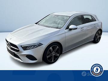 Mercedes-Benz Classe A 220d AutomaticProgress...
