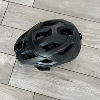 Casco da enduro aperto
