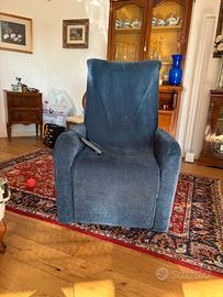 poltrona ortopedica alzapersona