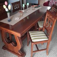 Tavolo allungabile con sedie