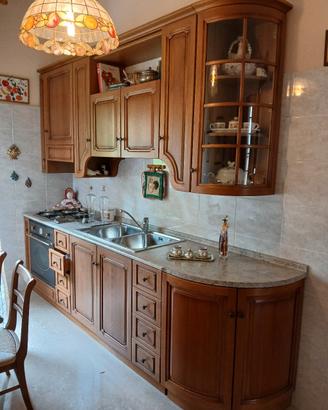 Cucina completa in rovere