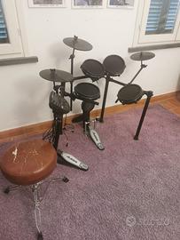 BATTERIA ELETTRONICA ALESIS NITRO con seduta