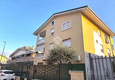 2 LOCALI A CIAMPINO