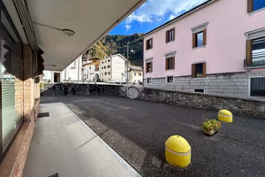 NEGOZIO A ARTA TERME