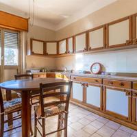 Ampio appartamento in via Abruzzi