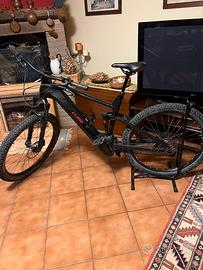 Cube stereo  hybrib 120 pro 625 XL 22”