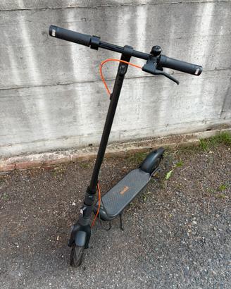 Monopattino elettrico Ninebot Kickscooter F2 Pro E