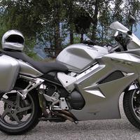 Honda VFR 800 - 2004