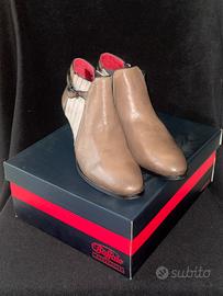 Buffalo London Stivali eleganti donna (TRATTABILE)