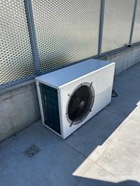 Pompa di calore per piscina 14 kw