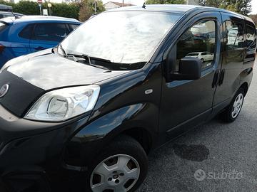 FIAT QUBO COLORE NERO ANNO 2016 METANO/BENZINA
