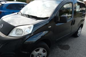 FIAT QUBO COLORE NERO ANNO 2016 METANO/BENZINA