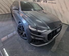 Audi Q8 50 TDI 286 CV quattro tiptronic Sport