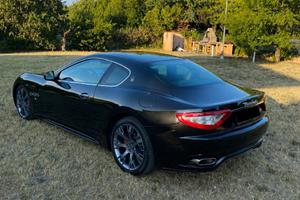 Maserati Granturismo S 4.7 V8 cambio F1  Mc  Line