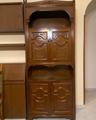 Vetrina componibile da soggiorno in legno – moduli