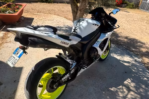 R1 yamaha 20 valvole 37 mila km 2004