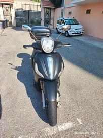 Piaggio Beverly 300 Police ABS-ASR  1 proprietario