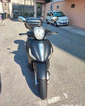 Piaggio Beverly 300 Police ABS-ASR  1 proprietario