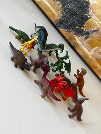 Lotto Mini Figure Dinosauri e Drago Collezione