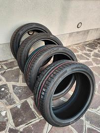 235 40 19 Hancock ventus s1 evo2 gomme tesla