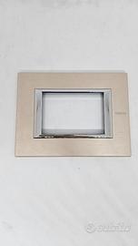 Placca BTicino Axolute Titanio HA4803NX 3mod