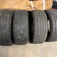 Gomme estive 235/55/18 104 T