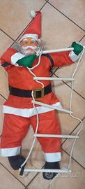 decorazione babbo natale su scala