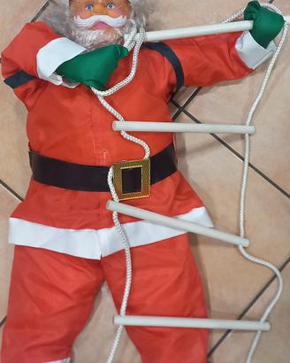 decorazione babbo natale su scala