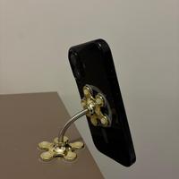 Supporto per cellulare a ventosa