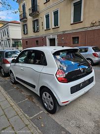 renault twingo 1.0