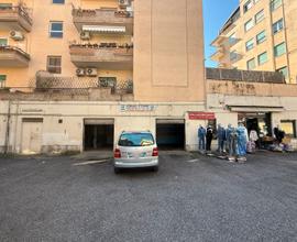 Viale jonio - locale magazzino