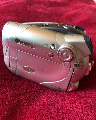 Telecamera CANON  DC 100.