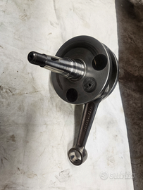 Albero motore vespa px 200 volani tondi in corsa 6