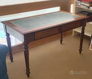 Scrivania antica legno piano pelle verde