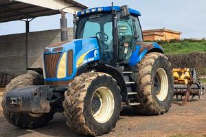 New holland T8040 e ripuntatore dondi