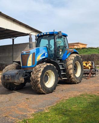 New holland T8040 e ripuntatore dondi