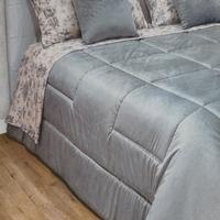 Trapunta in Velluto Azzurro Polvere Matrimoniale