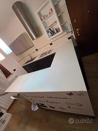 Cucina Smeg con elettrodomestici - 1800€