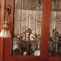 Credenza antica