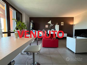 3 LOCALI A BUSSERO