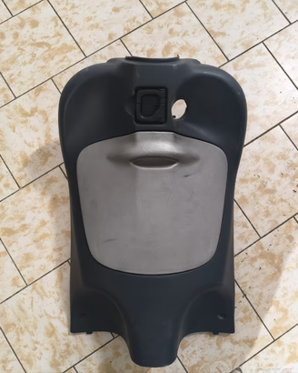 retro scudo carena e vano portaoggetti liberty125