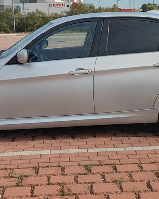 BMW XDRIVE 320 2009 ( euro 4 )