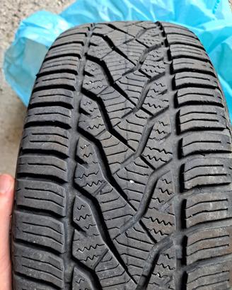 Pneumatico 205 55 R16