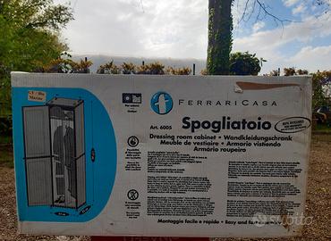 Armadietto in plastica mm44x44xH117 nuovo €29,00