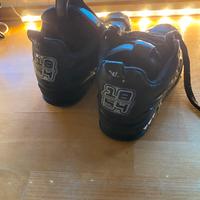 Scarpe Louis Vuitton Skate nere con scatola