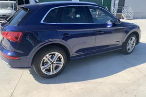 Audi Q5 sline 2.0 td 190 cv S tronic trazione 4