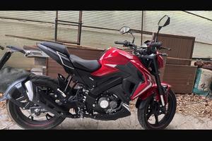 Moto RKF 125 4 tempi - Consumi ridotti, stile spor