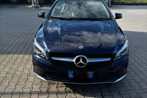 Mercedes CLA 200